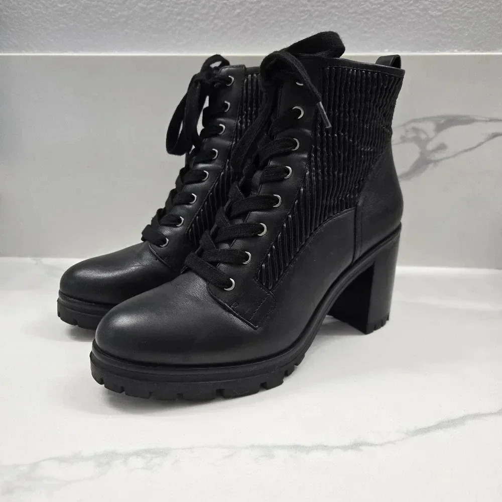 Vince Camuto Donna Combat/ Moto Bootie